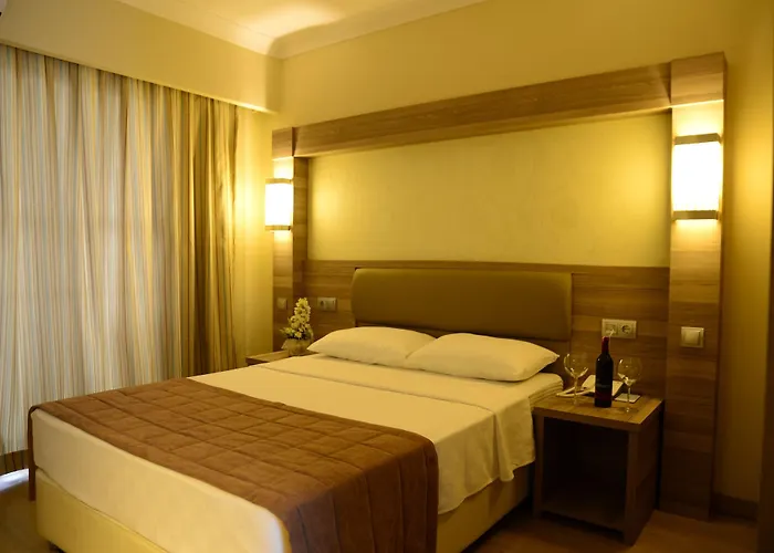 מלון Banu Luxury