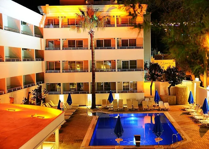 Banu Luxury מלון