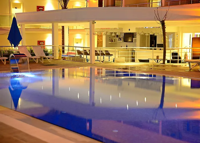 Banu Luxury מרמריס